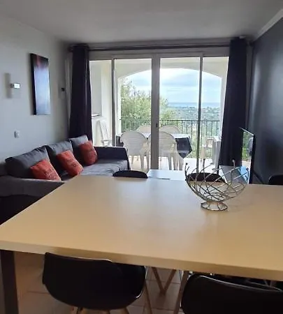 Διαμέρισμα Les Restanques Vue Panoramique Mer, Baie De Saint-tropez